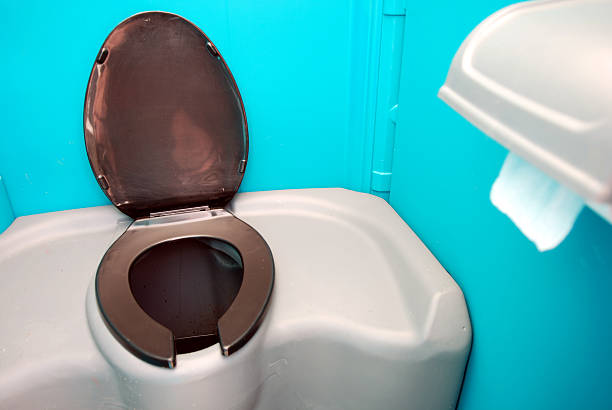 Best Portable bathroom rental  in Oakland, MD